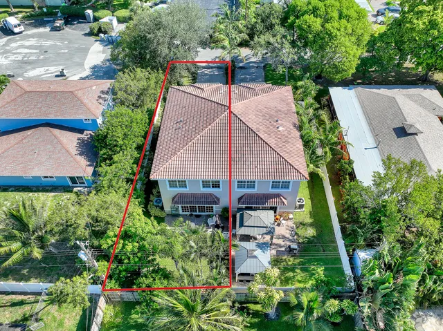 $725,000 | 2560 Northeast 11th Street, Pompano Beach, FL 33062
