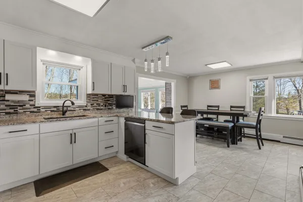 $585,000 | 15 Wendy Way, Saco, ME 04072