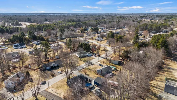 $585,000 | 15 Wendy Way, Saco, ME 04072