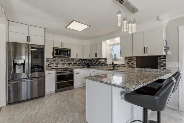$585,000 | 15 Wendy Way, Saco, ME 04072