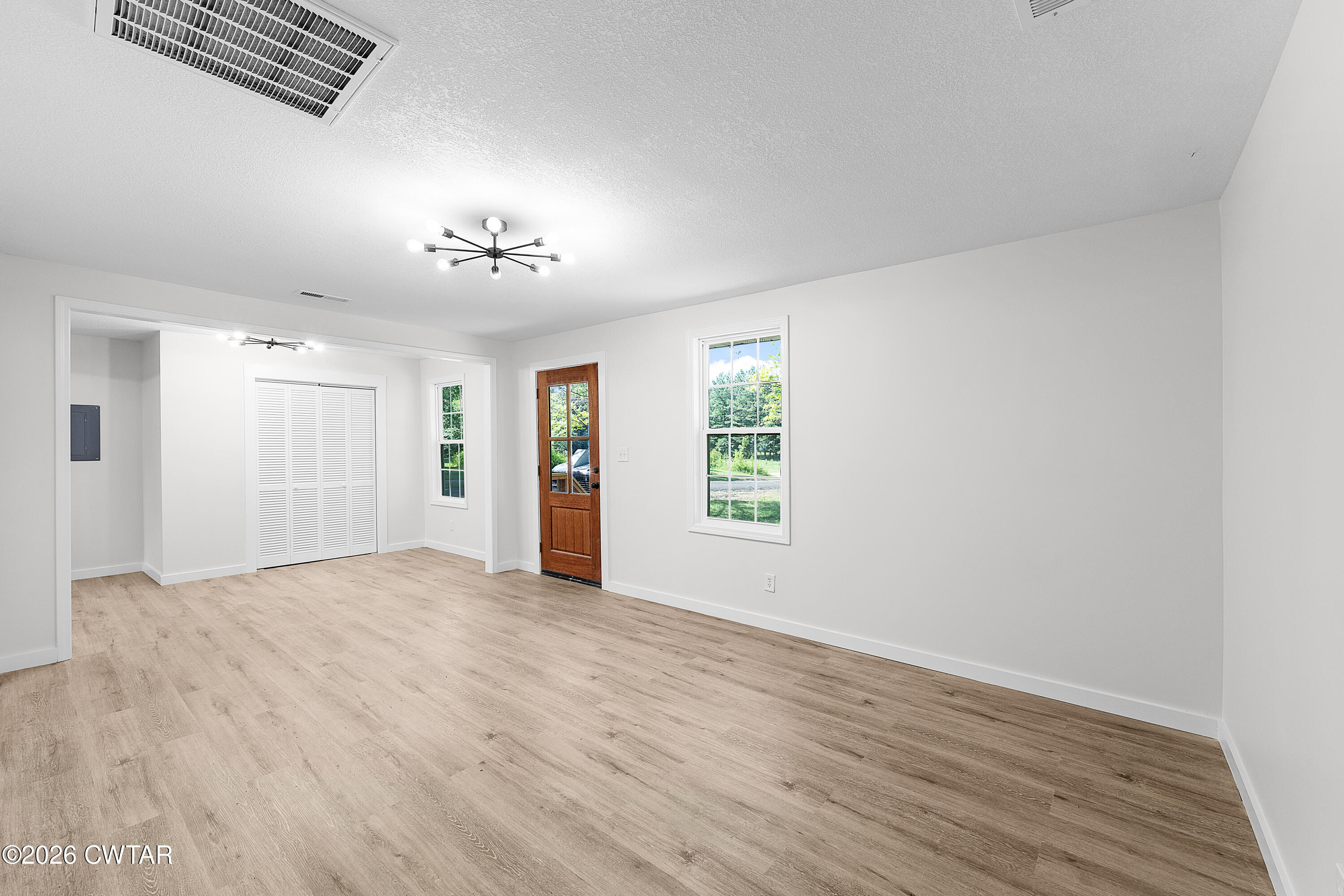 2398 Mifflin Road Beech Bluff, TN 38313 - Photo 4 of 15 Living Room