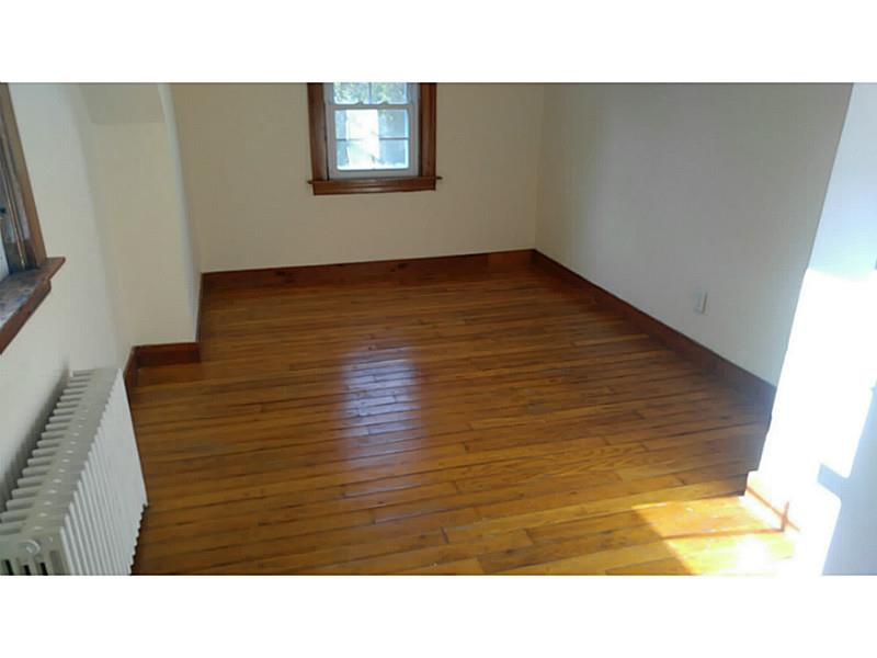 1134 East Main Road Middletown, RI 02842 - Photo 7 of 7 Exterior Front.