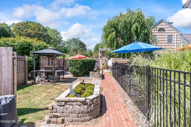 $525,000 | 48 Delmar Place, Bethlehem, NY 12054