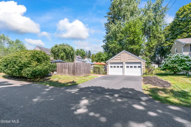 $525,000 | 48 Delmar Place, Bethlehem, NY 12054