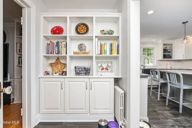 $525,000 | 48 Delmar Place, Bethlehem, NY 12054