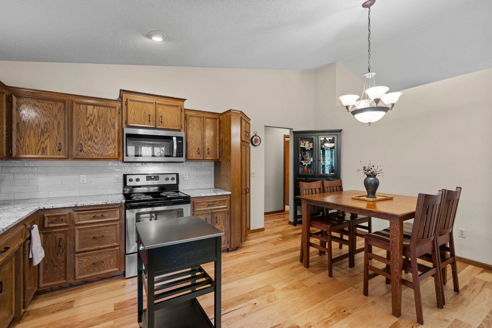 1286 Limestone Drive Shakopee, MN 55379 - Photo 14 of 70