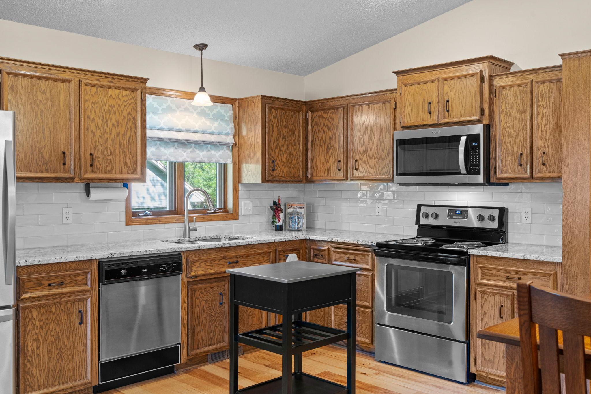 1286 Limestone Drive Shakopee, MN 55379 - Photo 18 of 70