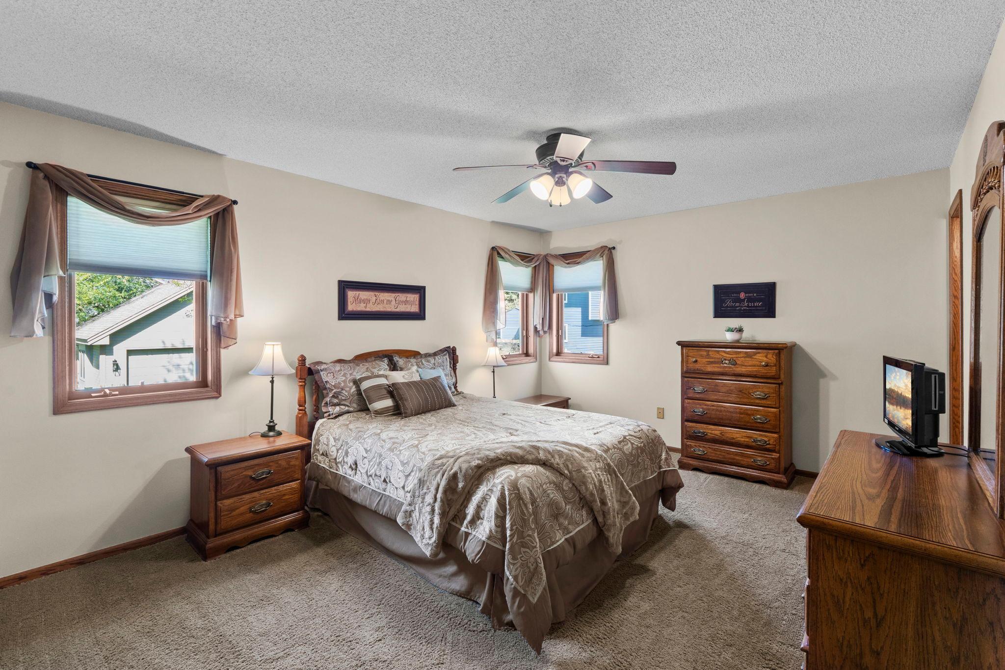 1286 Limestone Drive Shakopee, MN 55379 - Photo 23 of 70