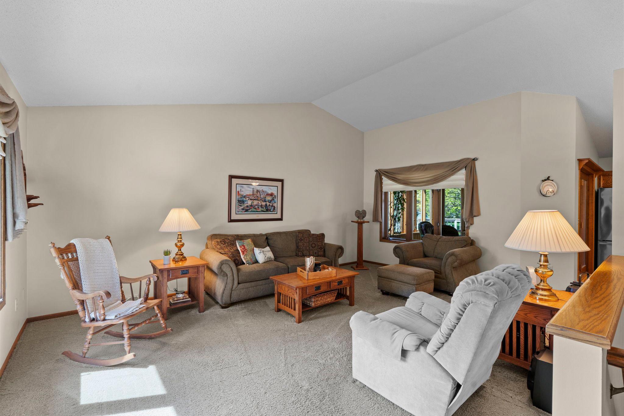 1286 Limestone Drive Shakopee, MN 55379 - Photo 9 of 70