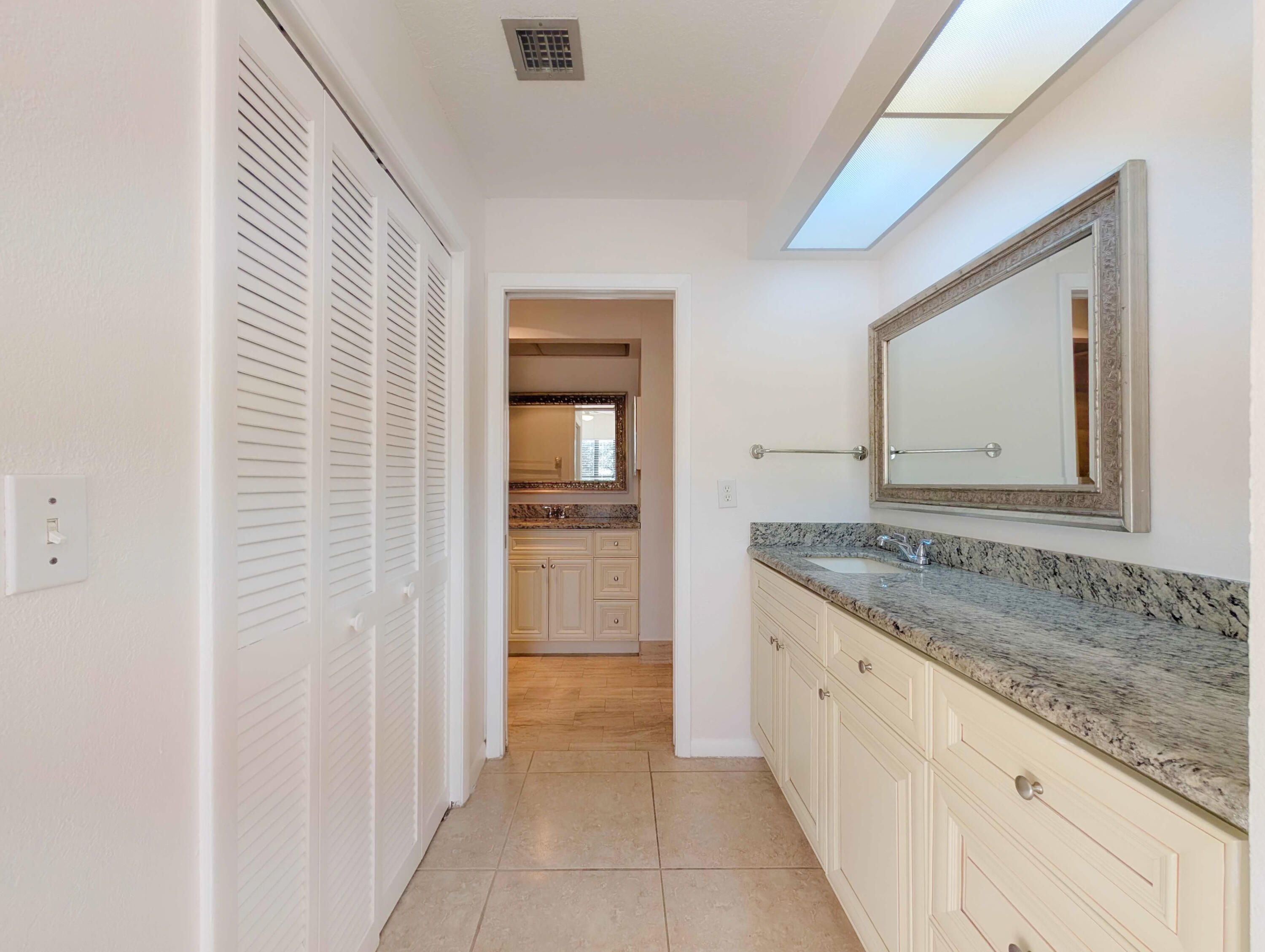 7535 La Paz Boulevard, Unit 107 Boca Raton, FL 33433 - Photo 13 of 28 1000015526-2