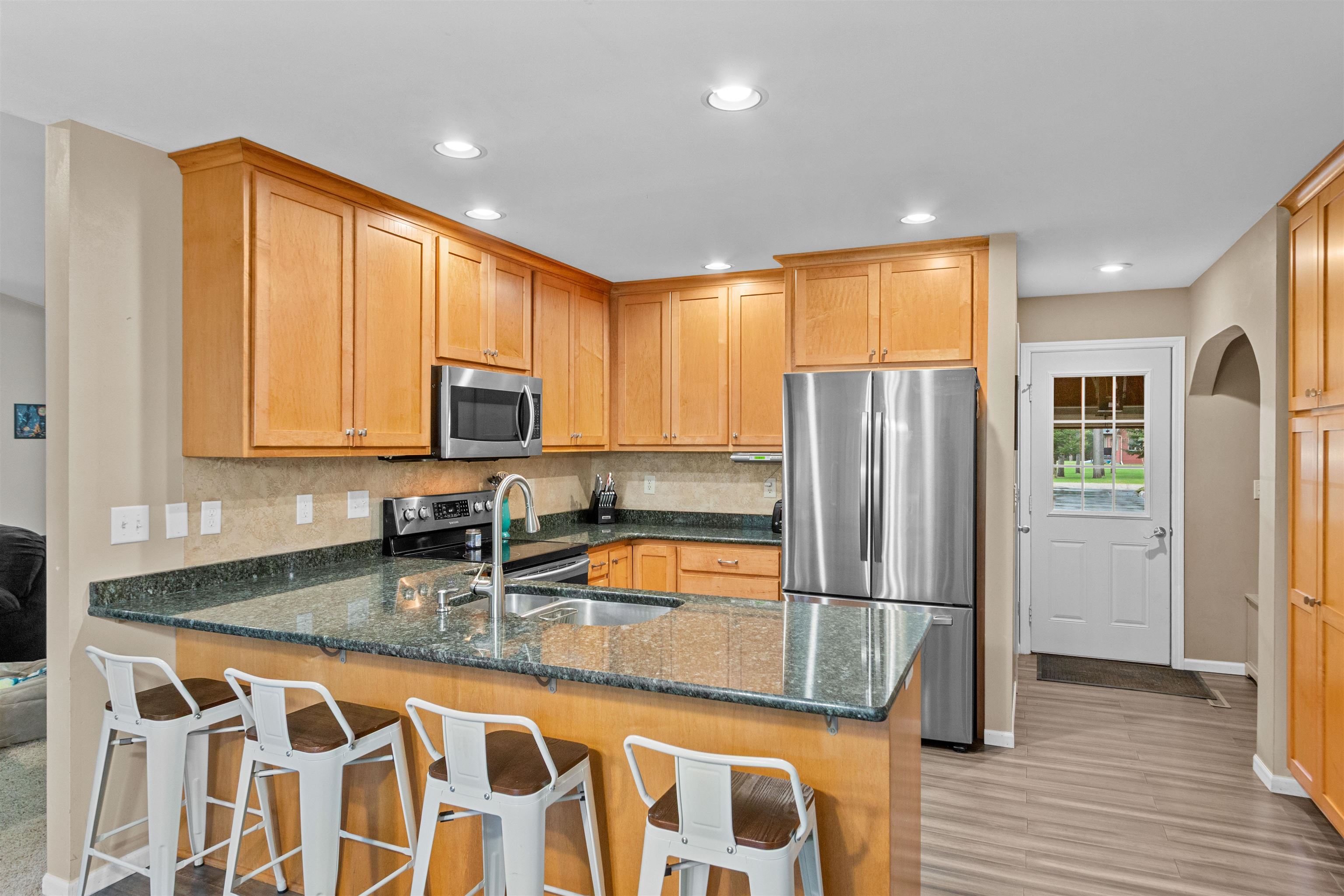 4790 Emerald Lane Stevens Point, WI 54482 - Photo 7 of 40