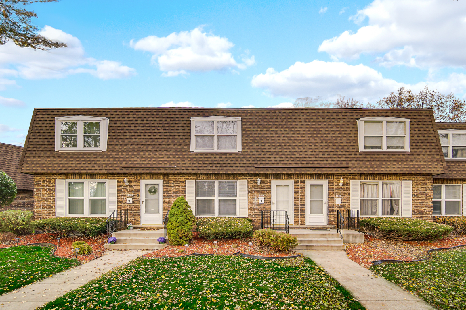 2248 Heather Road Homewood, IL 60430 - Photo 1 of 24 Gallery Image 1