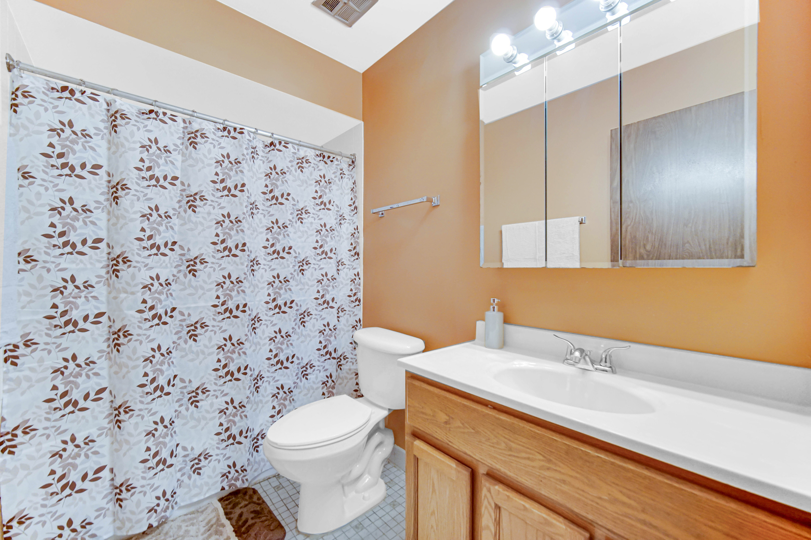 2248 Heather Road Homewood, IL 60430 - Photo 12 of 24 Gallery Image 12