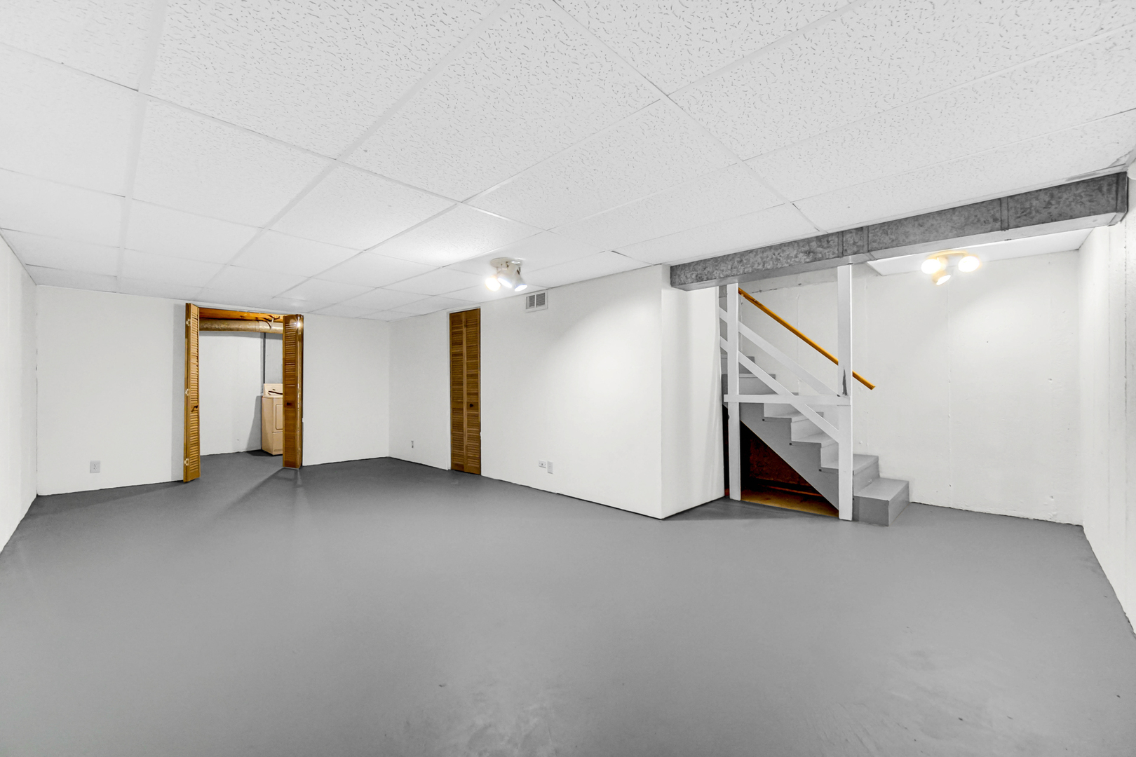2248 Heather Road Homewood, IL 60430 - Photo 18 of 24 Gallery Image 18