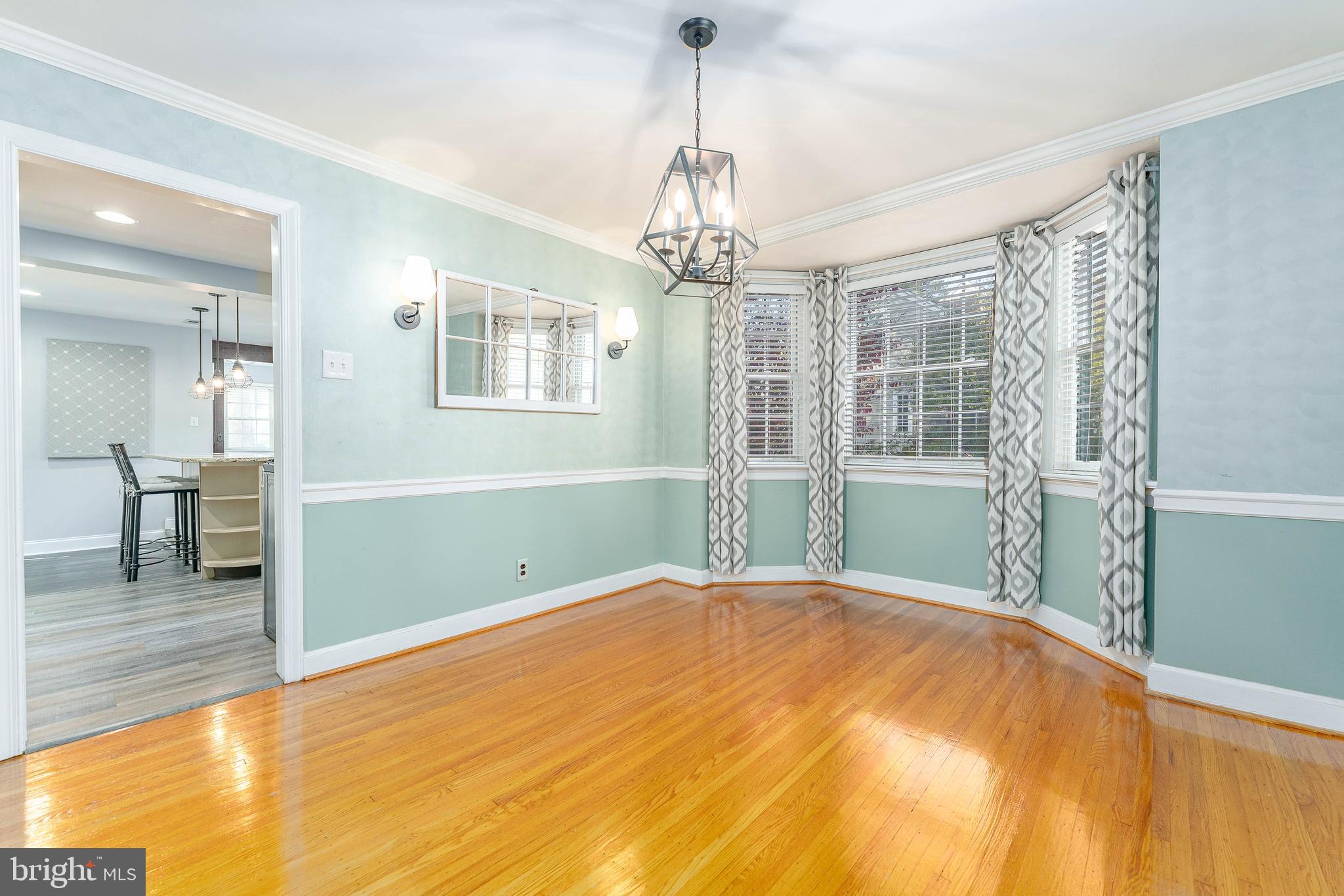 413 Golfview Road Wallingford, PA 19086 - Photo 12 of 49 Dining Room