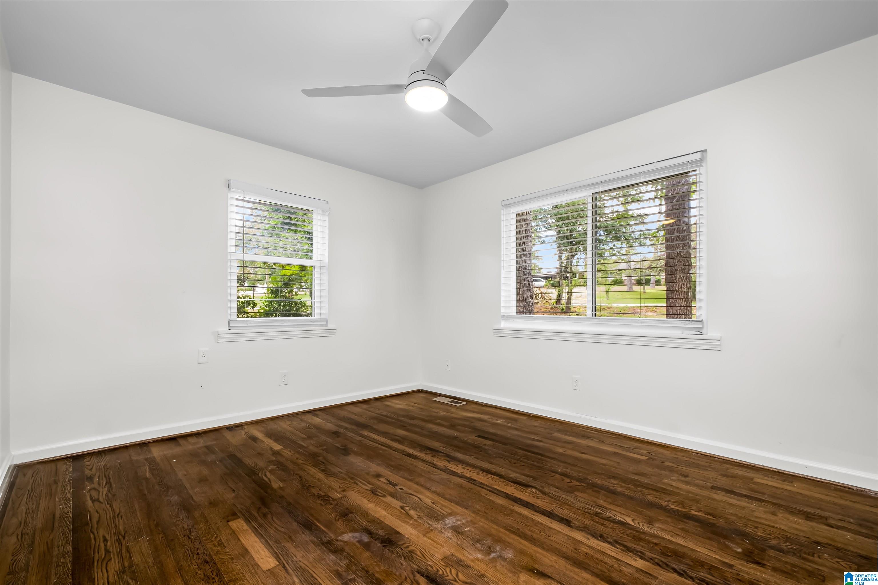 1529 Shades Crest Road Birmingham, AL 35226 - Photo 17 of 30