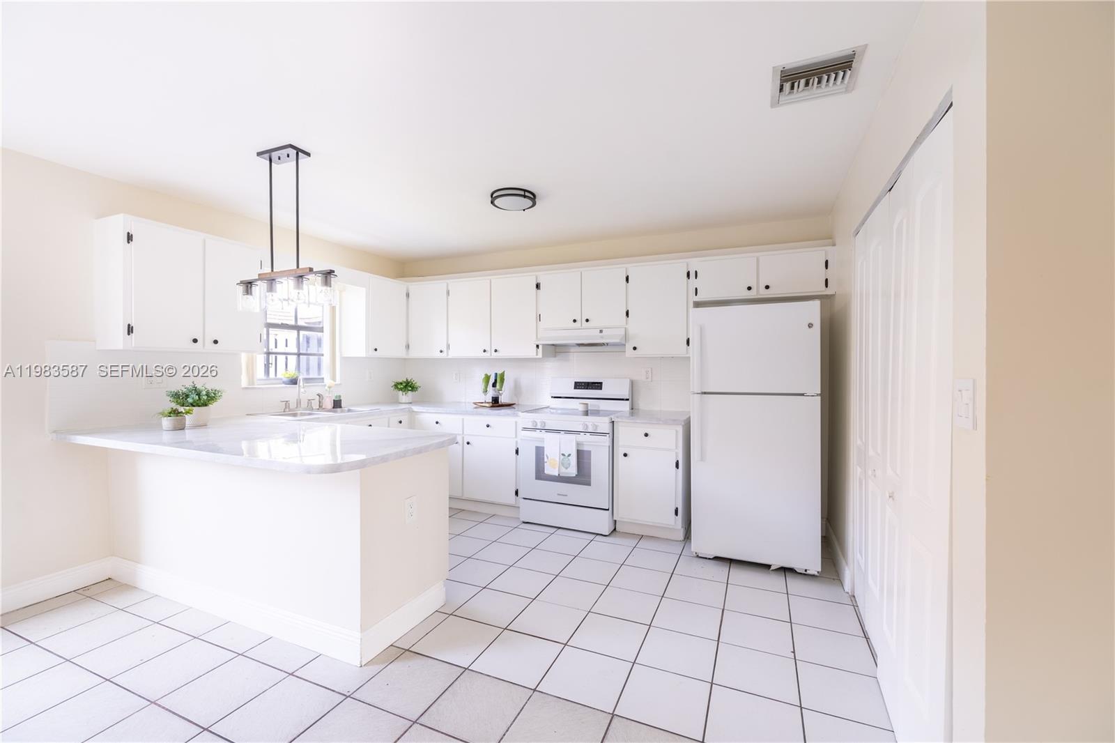 6110 Southwest 129th Place, Unit 1705 Miami, FL 33183 - Photo 14 of 39