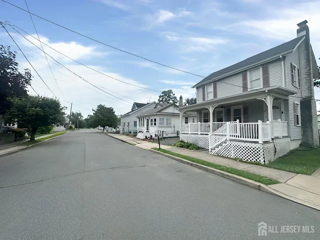 $319,900 | 25 Brook Lane, Hamilton, NJ 08619