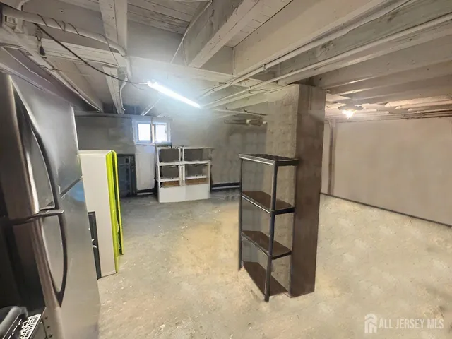 $319,900 | 25 Brook Lane, Hamilton, NJ 08619