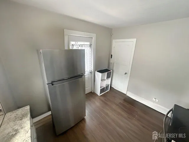 $319,900 | 25 Brook Lane, Hamilton, NJ 08619