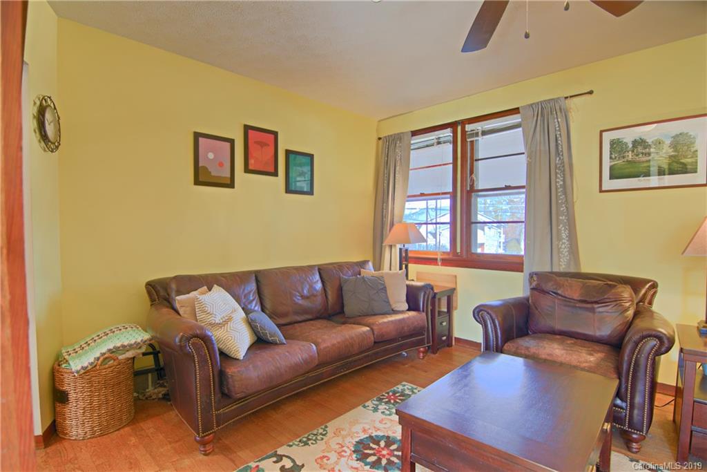 606 Hebron Road Hendersonville, NC 28739 - Photo 10 of 24 Gallery Image 10