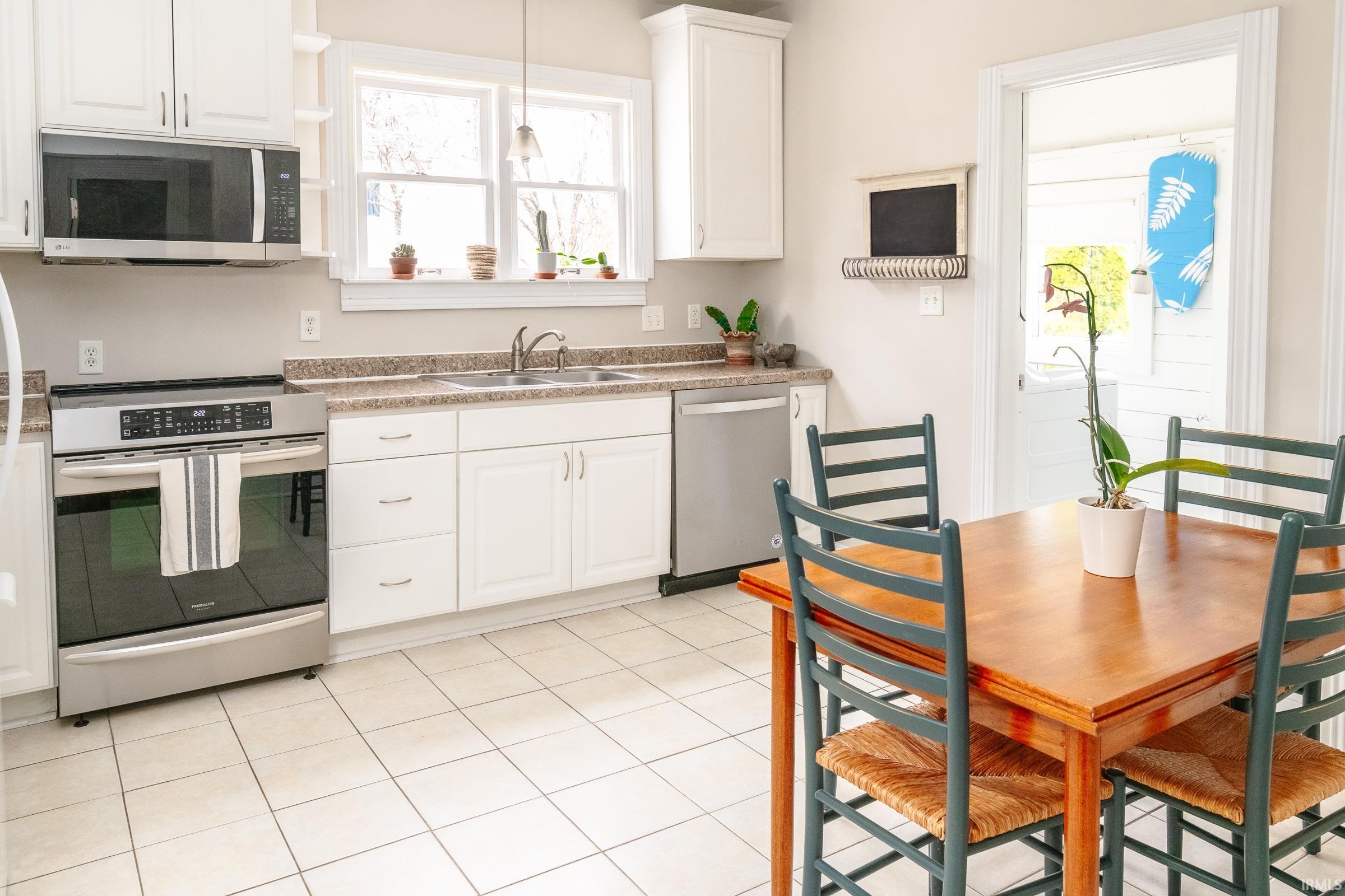 830 West 4th Street Bloomington, IN 47404 - Photo 11 of 34