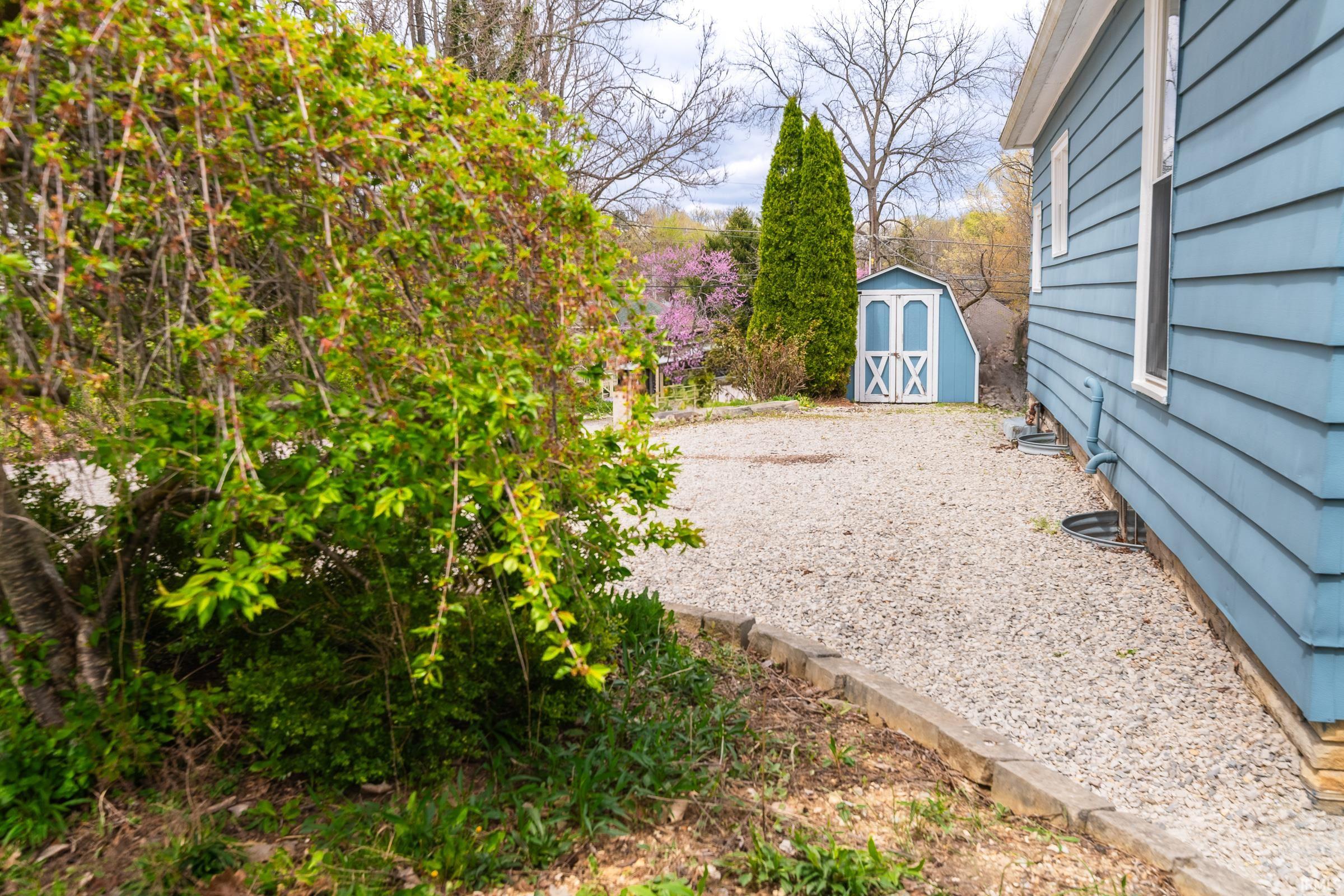 830 West 4th Street Bloomington, IN 47404 - Photo 31 of 34