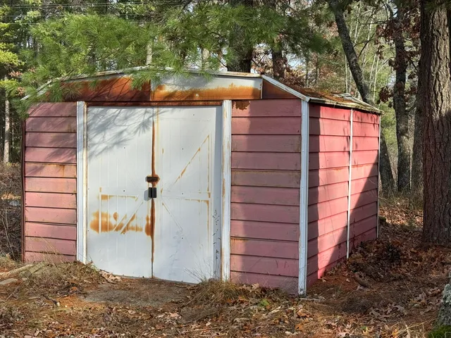 $39,900 | 4658 Swihart Road, Brethren, MI 49619