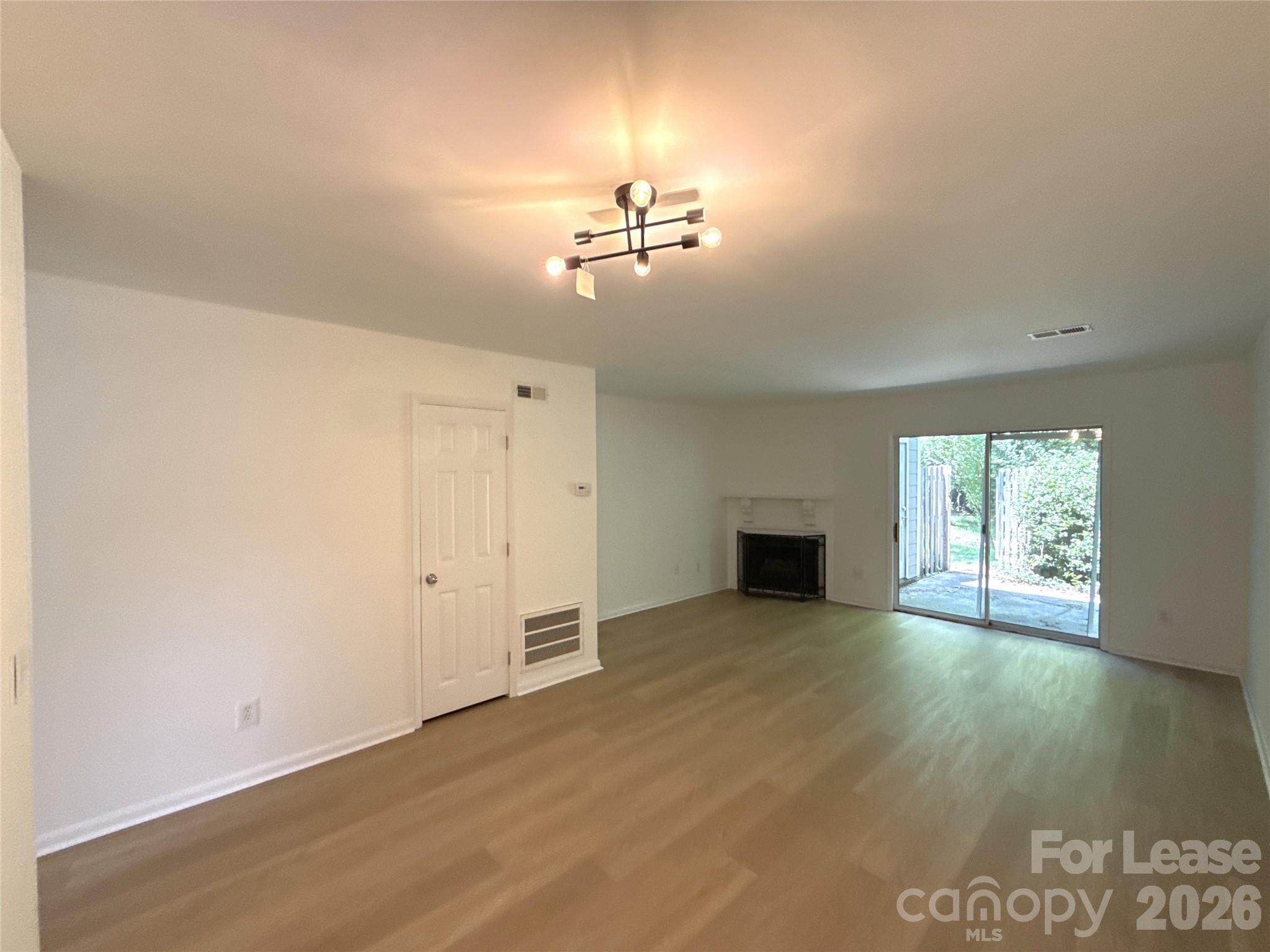 6034 Heath Valley Road Charlotte, NC 28210 - Photo 4 of 11