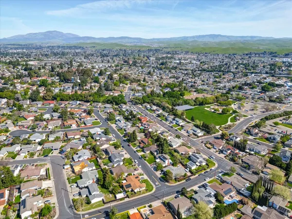 $1,450,000 | 7997 Vía Zapata, Dublin, CA 94568