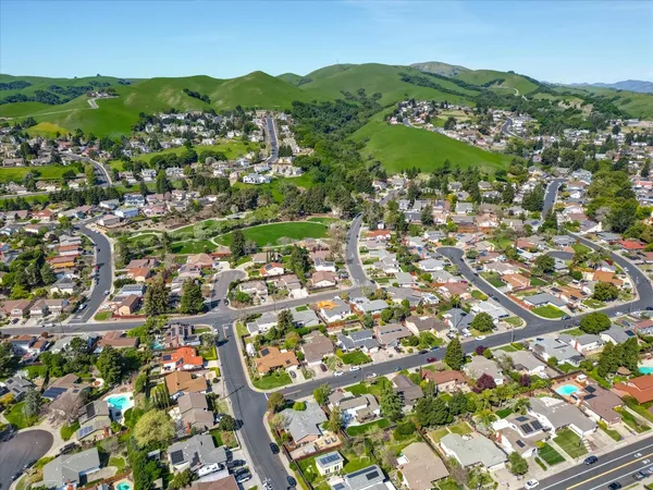 $1,450,000 | 7997 Vía Zapata, Dublin, CA 94568