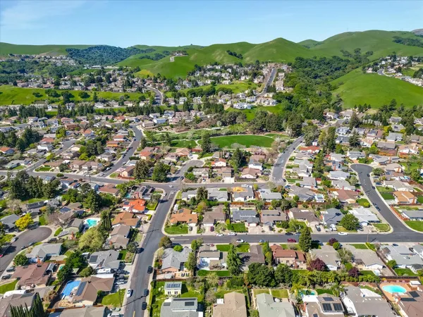 $1,450,000 | 7997 Vía Zapata, Dublin, CA 94568