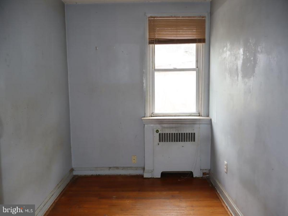 323 North Maple Avenue Lansdowne, PA 19050 - Photo 14 of 16