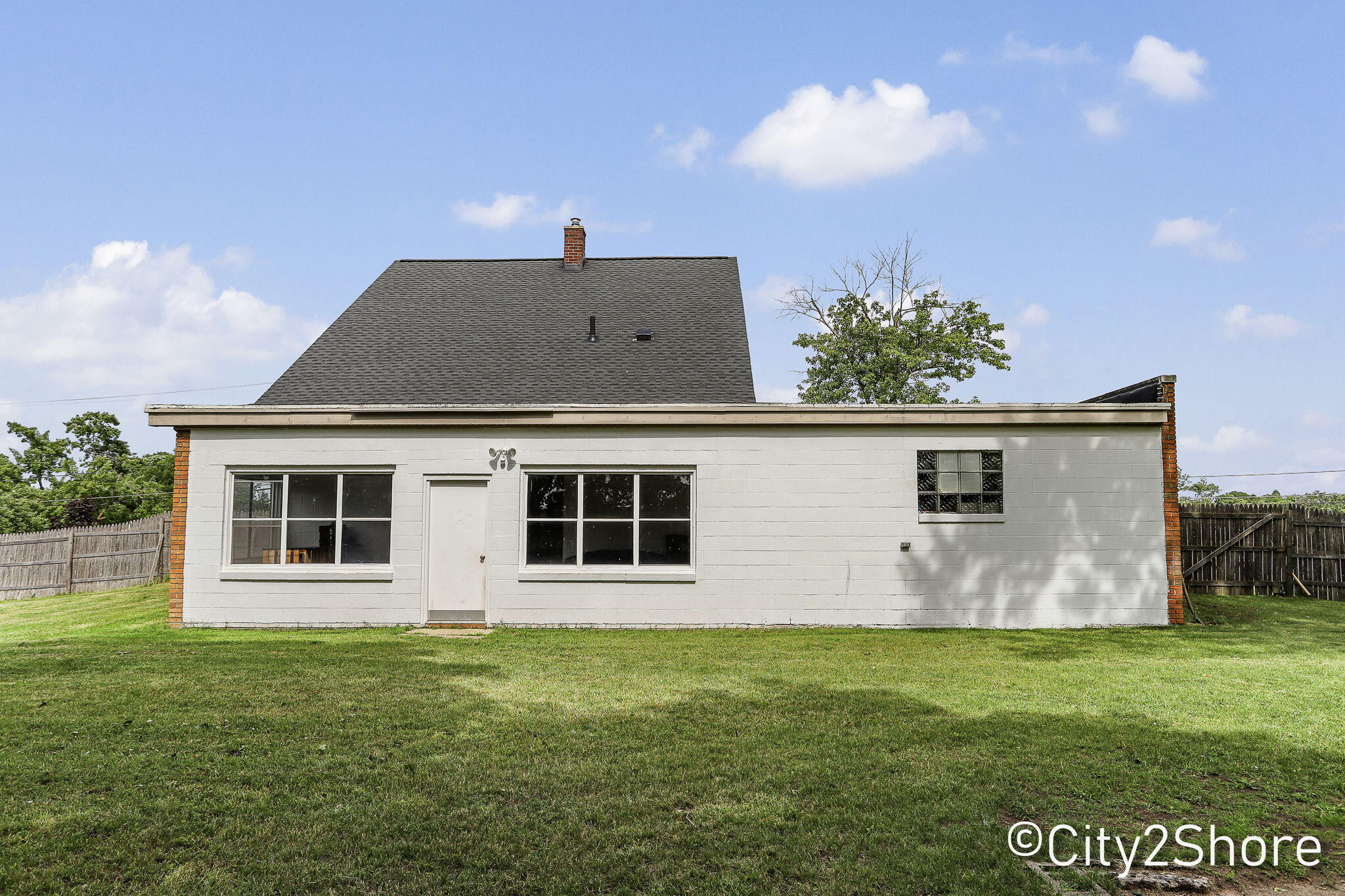2235 Roys Avenue Southwest Wyoming, MI 49519 - Photo 59 of 81 Back of House