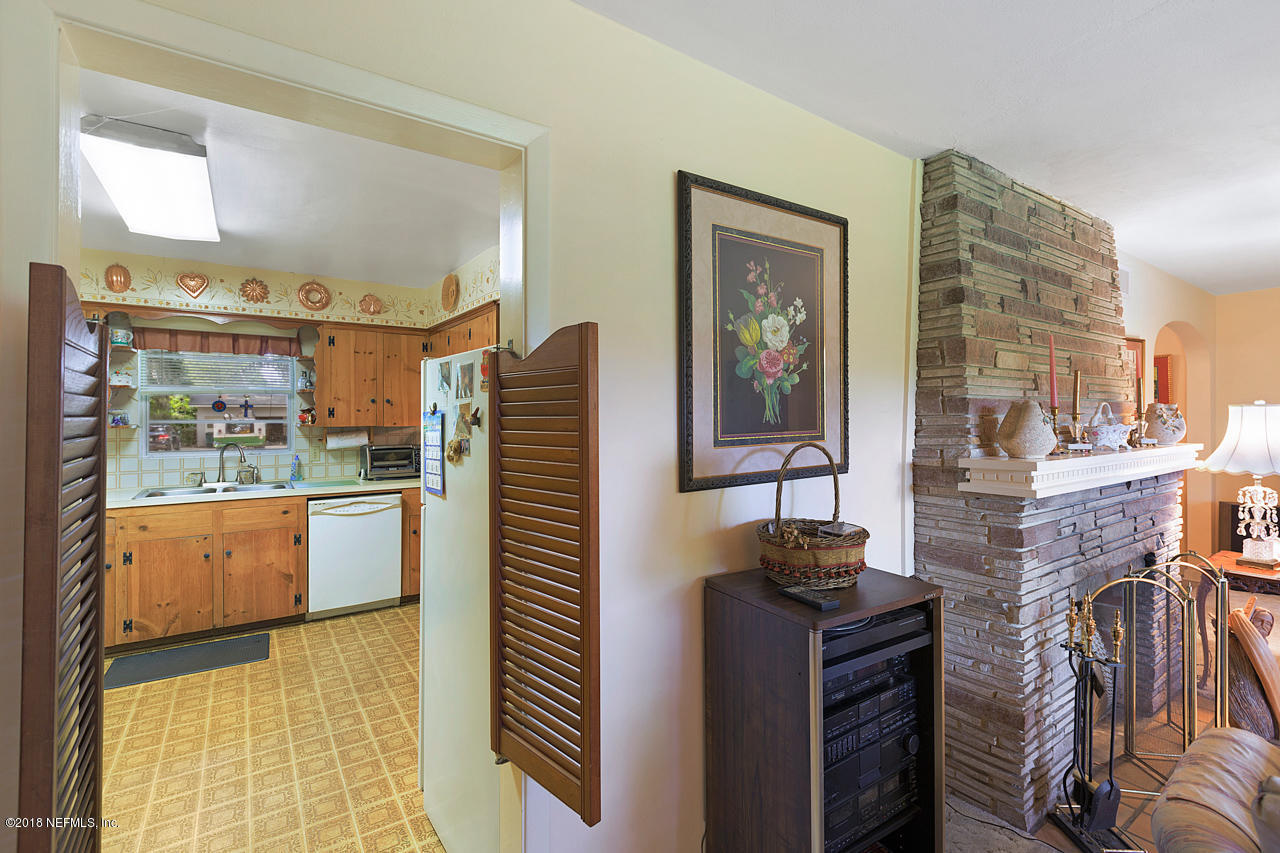 3691 Hilliard Road Jacksonville, FL 32217 - Photo 13 of 30 Kitchen View