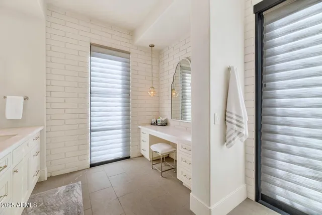 $44,995 | 5353 East Sanna Street, Paradise Valley, AZ 85253