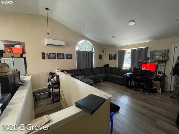 $419,900 | 1028 East Grover Avenue, Cottage Grove, OR 97424