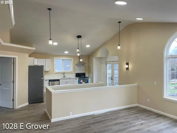 $419,900 | 1028 East Grover Avenue, Cottage Grove, OR 97424