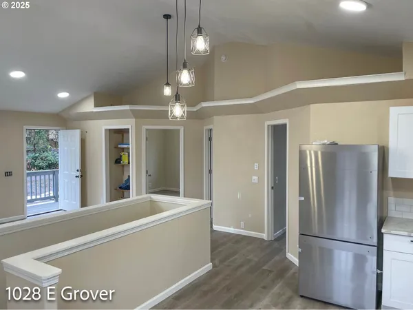 $419,900 | 1028 East Grover Avenue, Cottage Grove, OR 97424