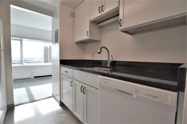 $279,000 | 555 East William Street, Unit 14C, Ann Arbor, MI 48104