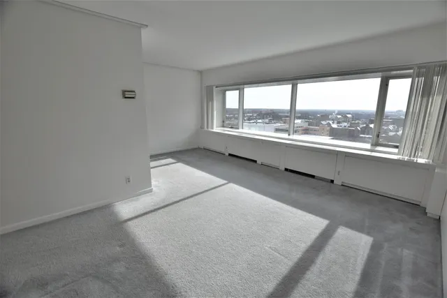 $279,000 | 555 East William Street, Unit 14C, Ann Arbor, MI 48104