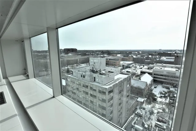 $279,000 | 555 East William Street, Unit 14C, Ann Arbor, MI 48104