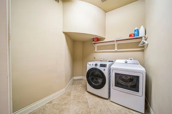 $875,000 | 2402 Chelsey Park Court, Katy, TX 77494