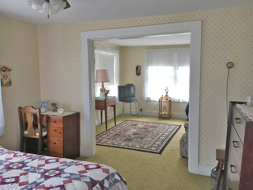 385 Knights Road Albion, ME 04910 - Photo 5 of 17 Diningroom/ Livingroom