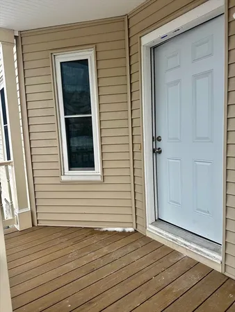 $2,950 | 187 White Street, Unit 1, Lowell, MA 01854