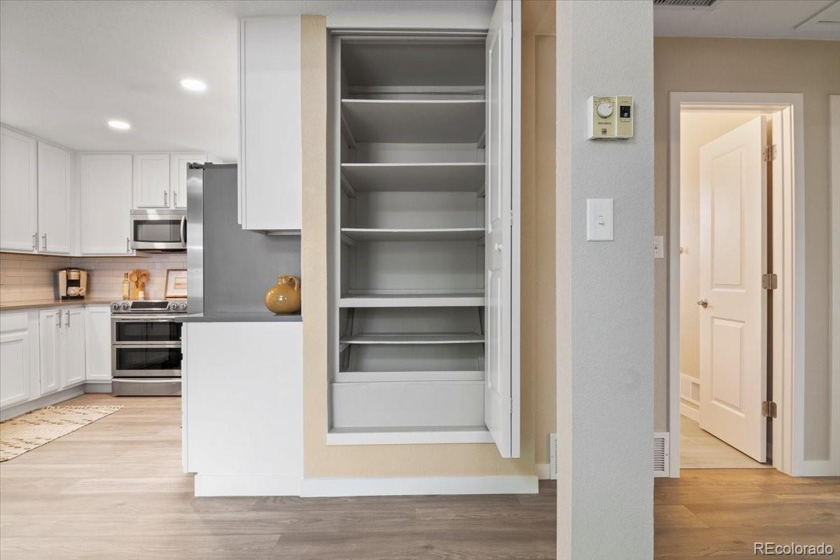 7161 Avrum Drive Denver, CO 80221 - Photo 16 of 40