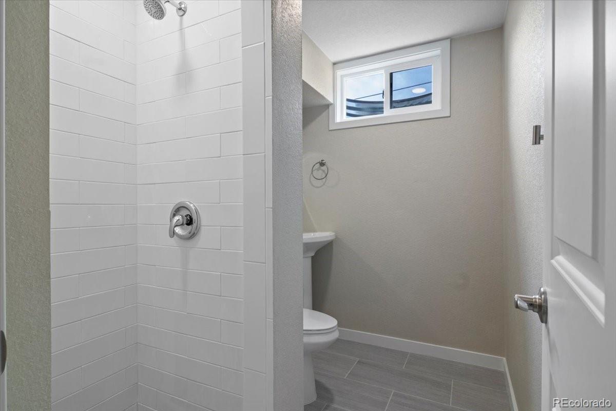 7161 Avrum Drive Denver, CO 80221 - Photo 29 of 40