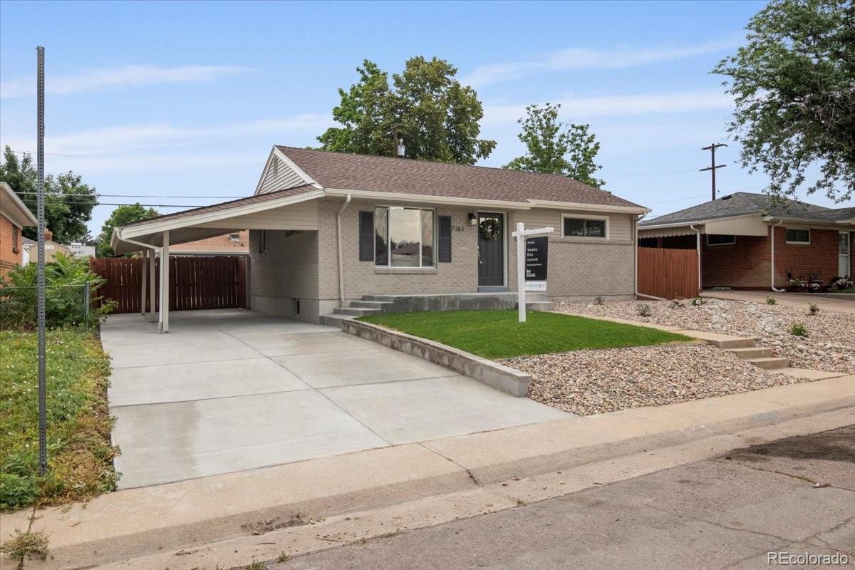 7161 Avrum Drive Denver, CO 80221 - Photo 3 of 40