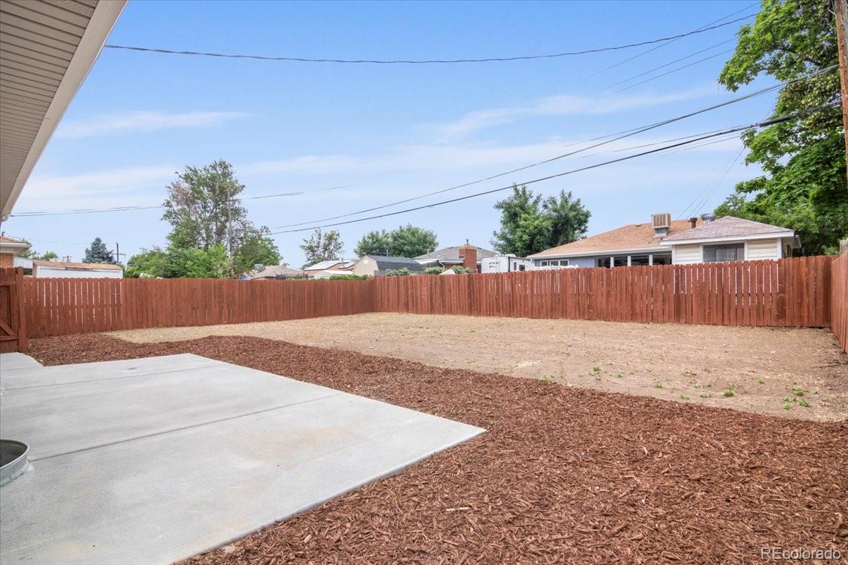 7161 Avrum Drive Denver, CO 80221 - Photo 38 of 40