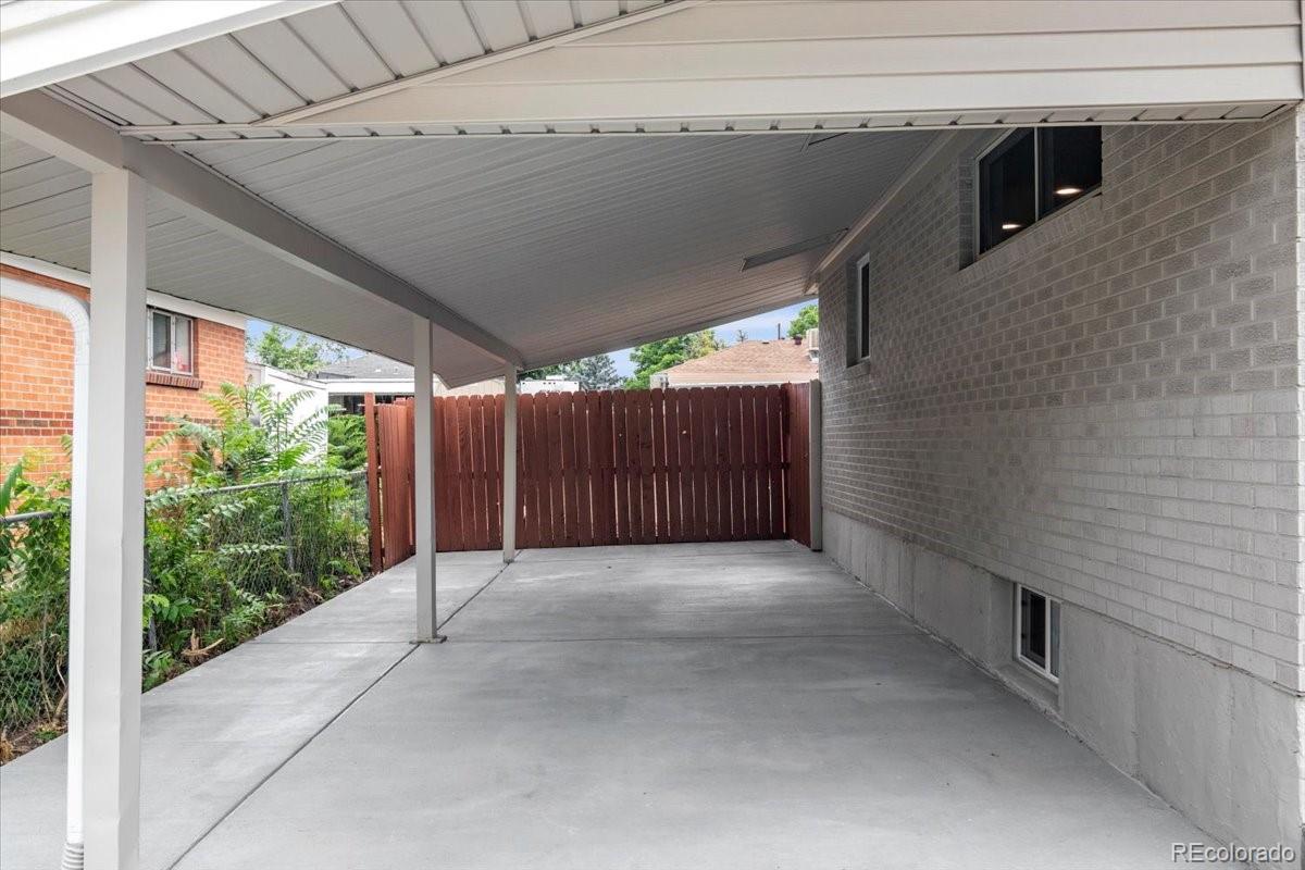 7161 Avrum Drive Denver, CO 80221 - Photo 5 of 40